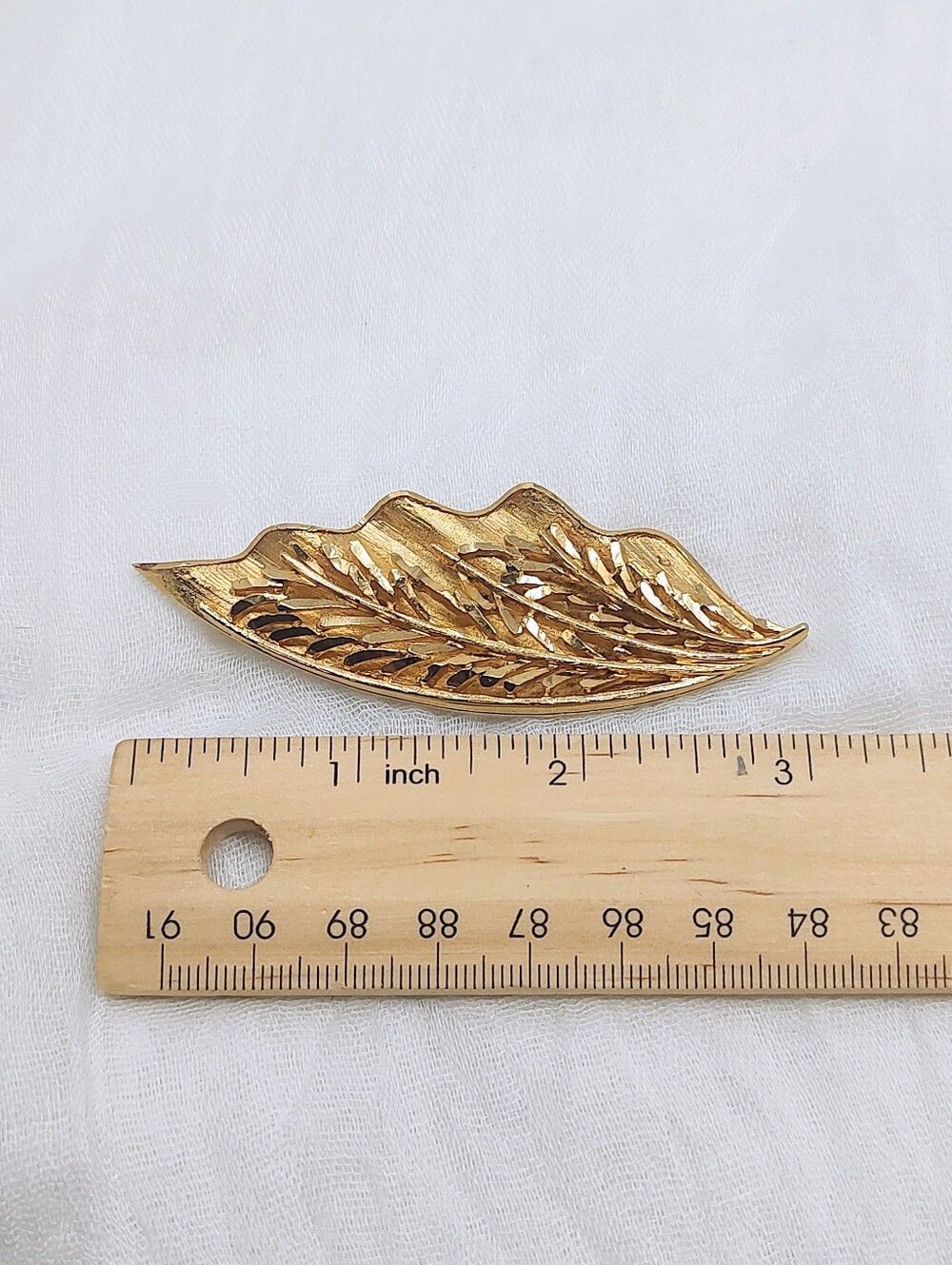 Vintage Signed Coro Gold Tone Textured Mid Century Leaf Motif Brooch Pin